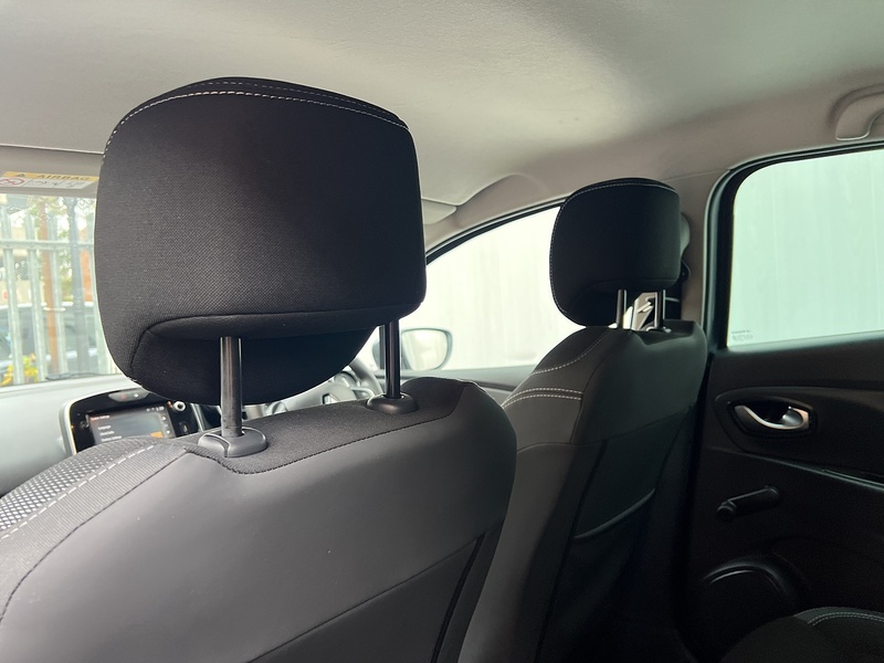 Used Renault Clio 2018 for sale - 76986526: Photo 28