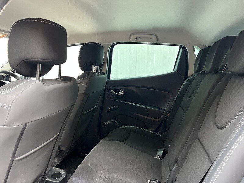 Used Renault Clio 2018 for sale - 76986526: Photo 29