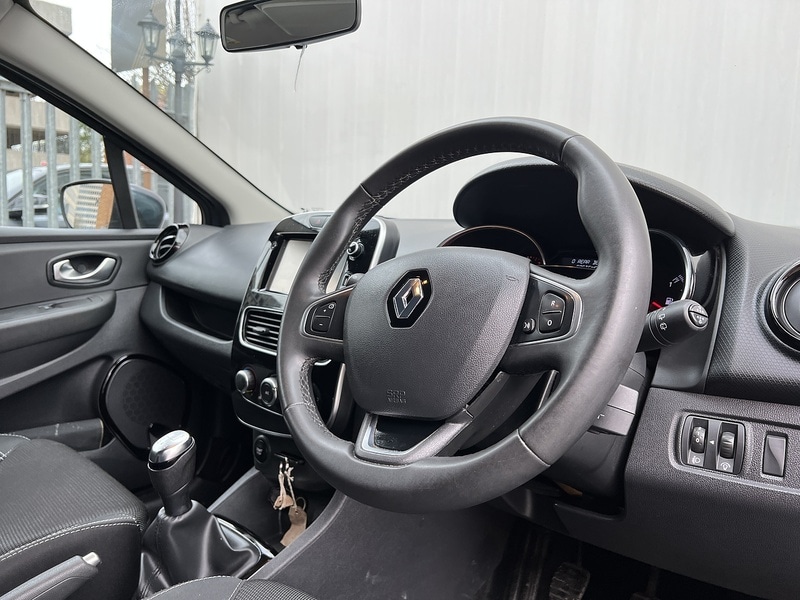 Used Renault Clio 2018 for sale - 76986526: Photo 4