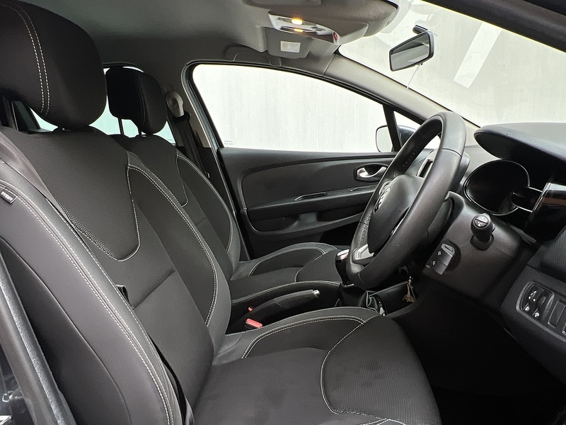 Used Renault Clio 2018 for sale - 76986526: Photo 9