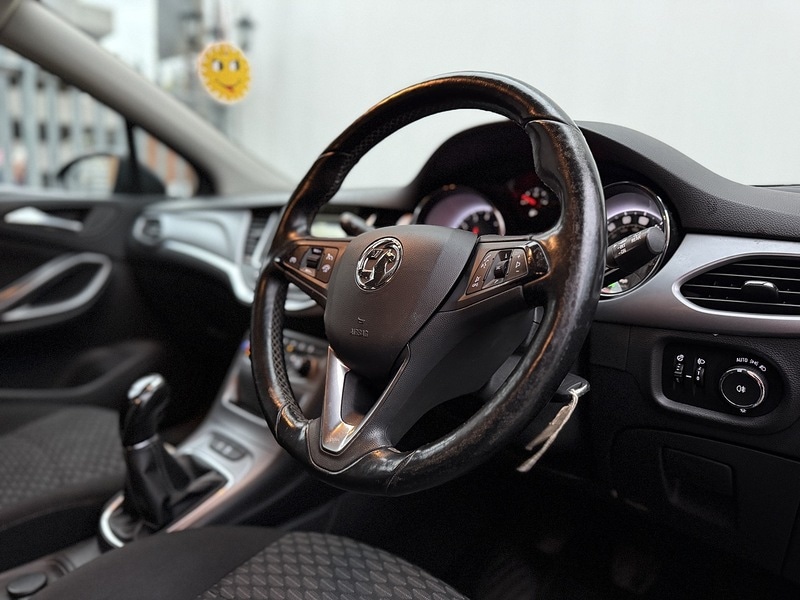 Used Vauxhall Astra 2016 for sale - 76716144: Photo 3