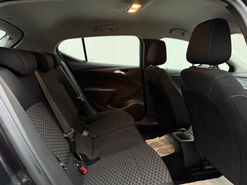 Used Vauxhall Astra 2016 for sale - 76716144: Photo 6