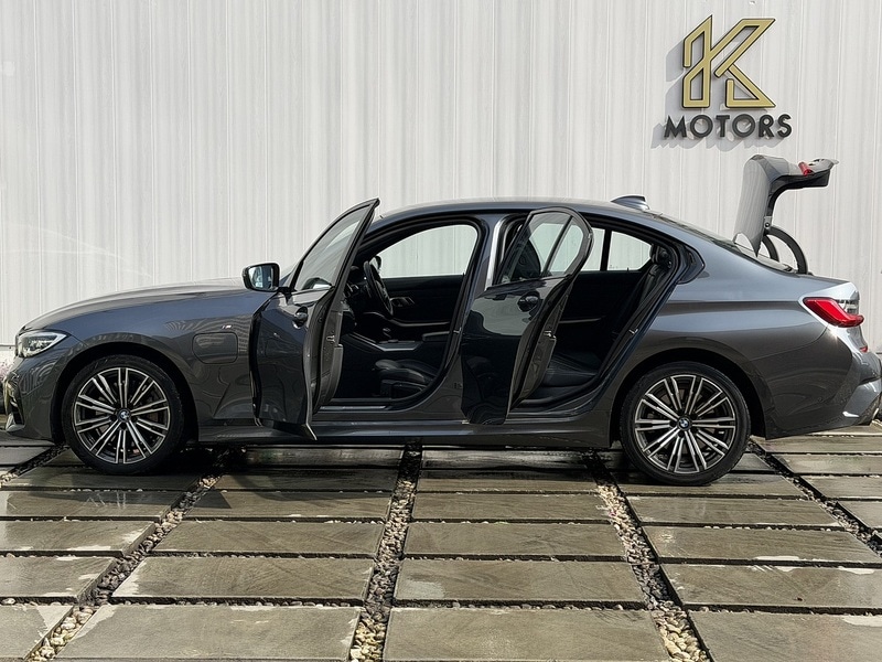 Used BMW 3 Series 2019 for sale - 77984924: Photo 27