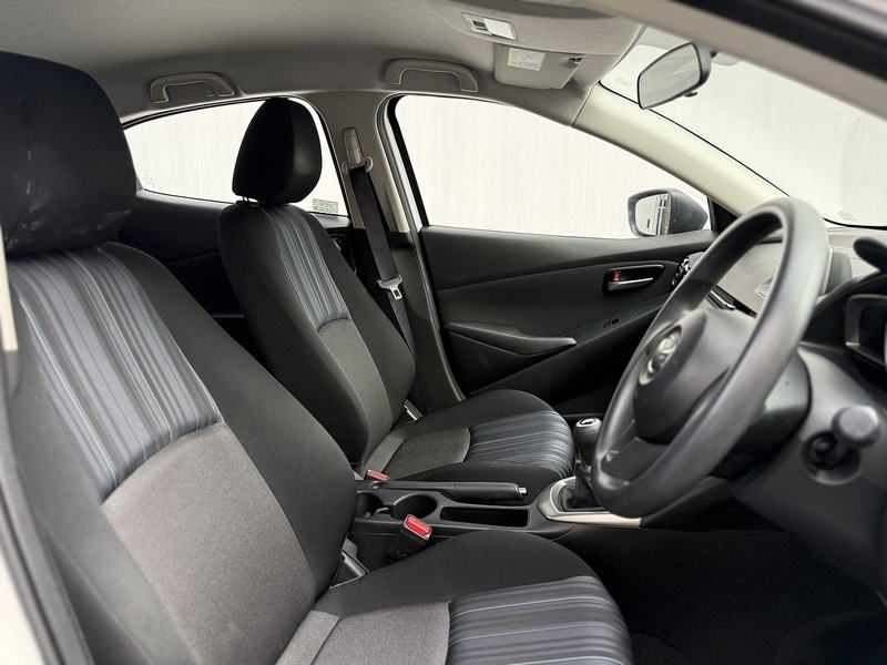 Used Mazda Mazda2 2016 for sale - 76716125: Photo 12