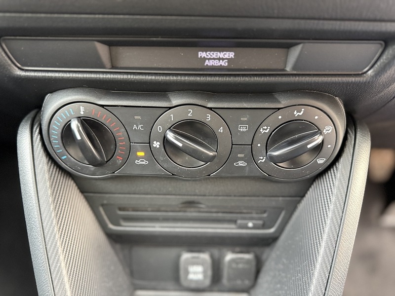 Used Mazda Mazda2 2016 for sale - 76716125: Photo 25