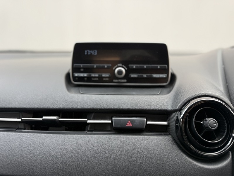 Used Mazda Mazda2 2016 for sale - 76716125: Photo 27