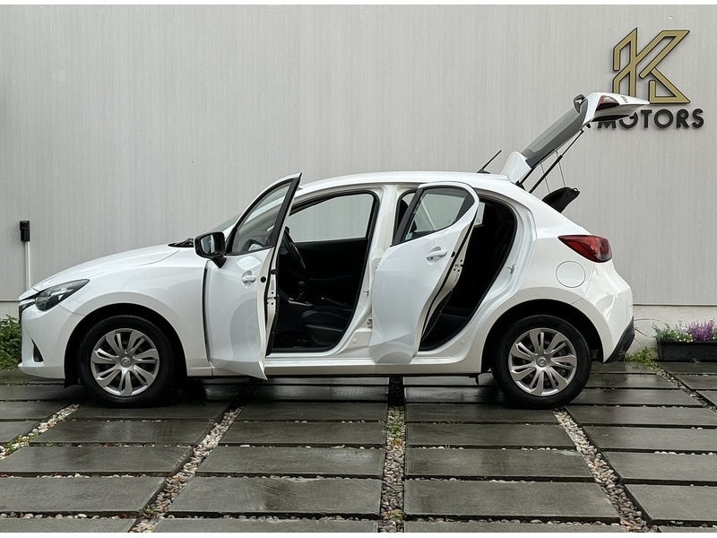 Used Mazda Mazda2 2016 for sale - 76716125: Photo 32