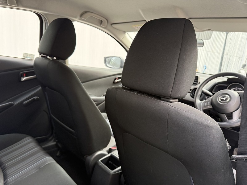 Used Mazda Mazda2 2016 for sale - 76716125: Photo 8