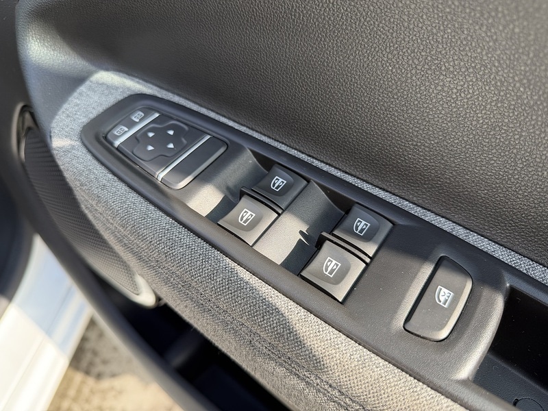 Used Renault Zoe 2020 for sale - 77749257: Photo 16