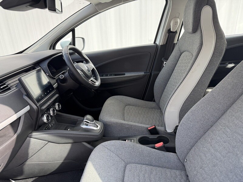 Used Renault Zoe 2020 for sale - 77749257: Photo 31