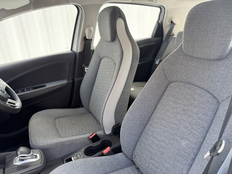 Used Renault Zoe 2020 for sale - 77749257: Photo 32