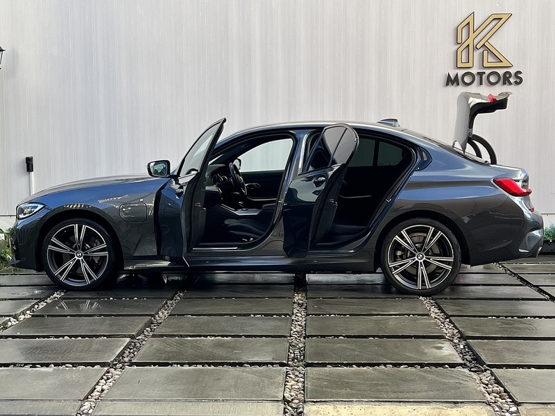 Used BMW 3 Series 2021 for sale - 76924019: Photo 28