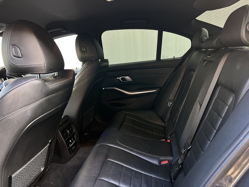 Used BMW 3 Series 2021 for sale - 76924019: Photo 32