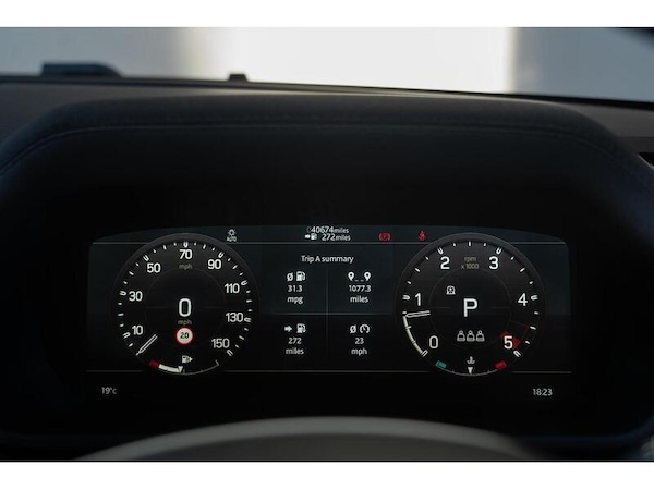 Used Land Rover Defender 110 2020 for sale - 75638189: Photo 23