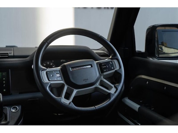 Used Land Rover Defender 110 2020 for sale - 75638189: Photo 27