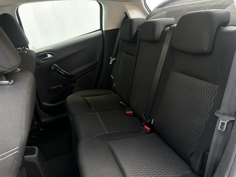 Used Peugeot 208 2016 for sale - 77558301: Photo 32