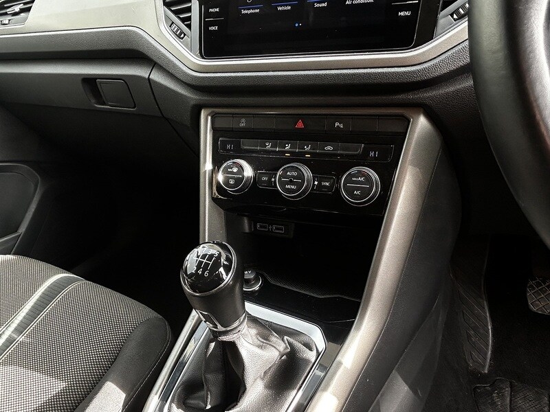 Used Volkswagen T-Roc for sale - 77508076: Photo 24