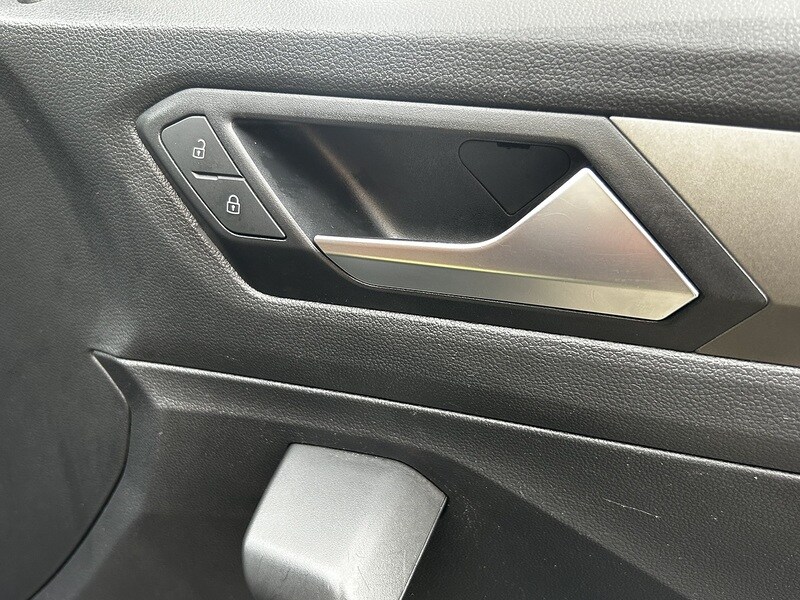 Used Volkswagen T-Roc for sale - 77508076: Photo 25