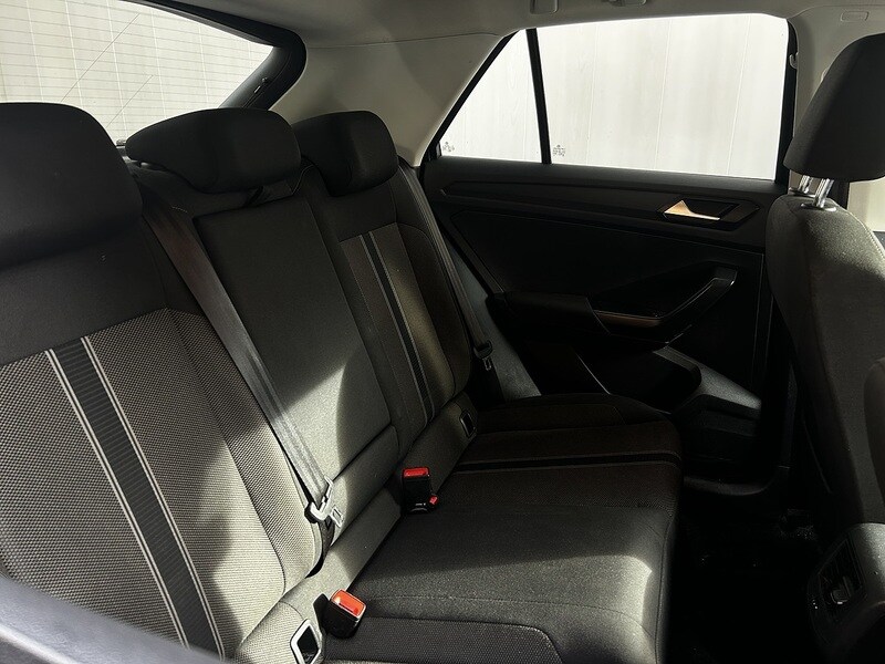 Used Volkswagen T-Roc for sale - 77508076: Photo 8