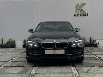 (16) - 2.0 320i Sport Auto Euro 6 (s/s) 4dr