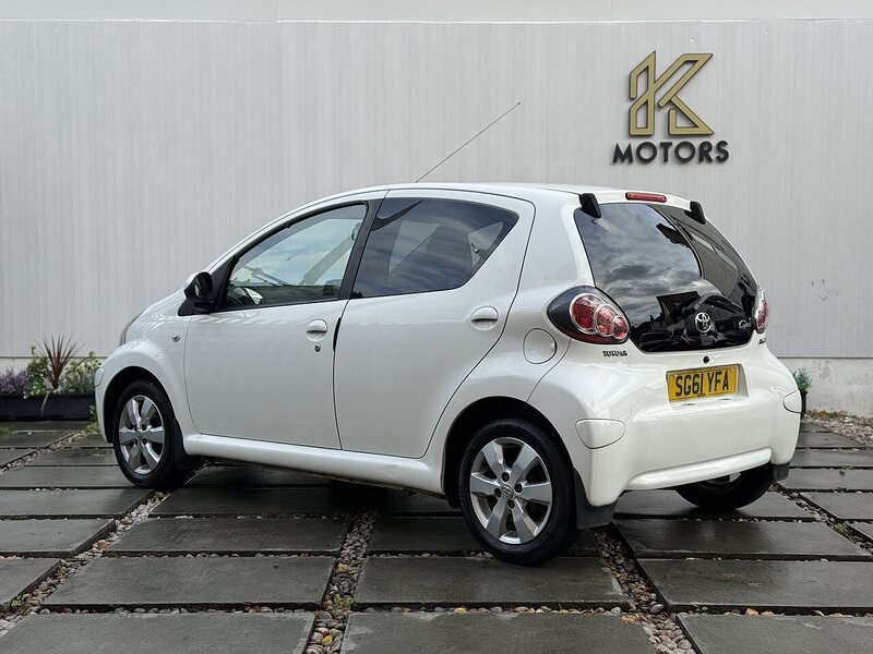 Used Toyota AYGO 2011 for sale - 76357030: Photo 16