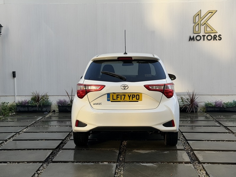 Used Toyota Yaris 2017 for sale - 77668065: Photo 12