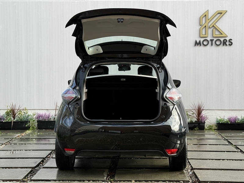 Used Renault Zoe 2021 for sale - 76716127: Photo 12