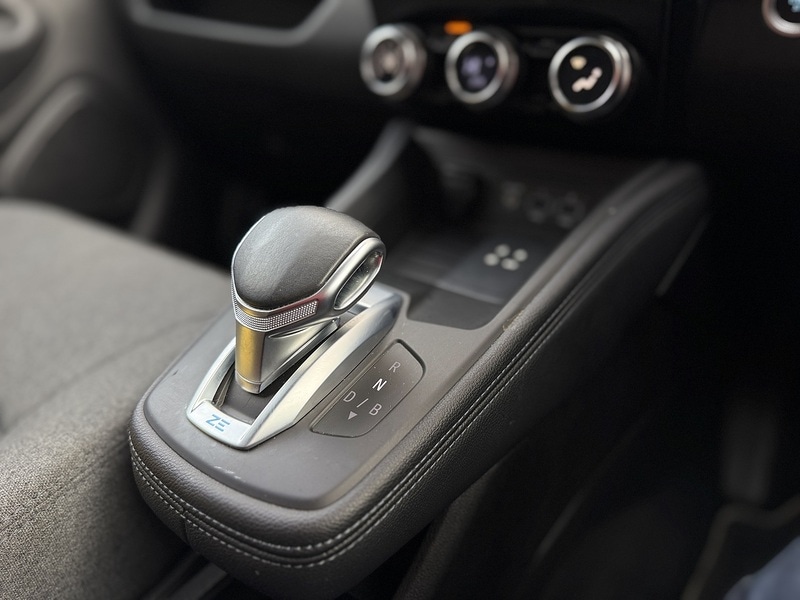 Used Renault Zoe 2021 for sale - 76716127: Photo 24