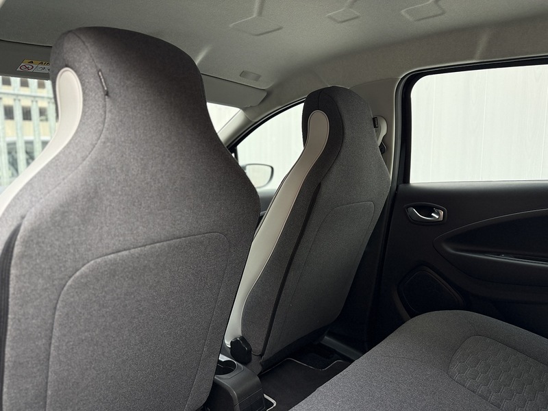 Used Renault Zoe 2021 for sale - 76716127: Photo 39