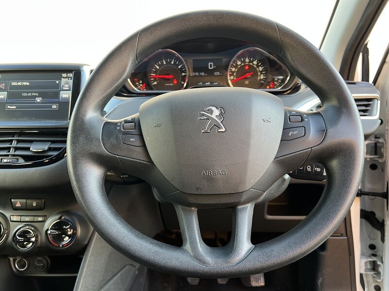 Used Peugeot 208 for sale - 77208485: Photo 15
