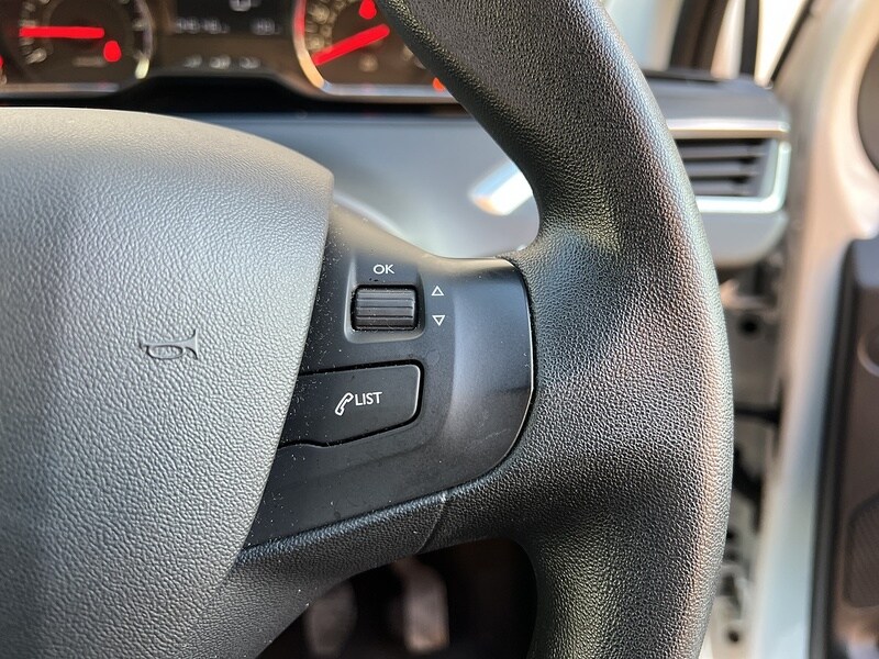 Used Peugeot 208 for sale - 77208485: Photo 17