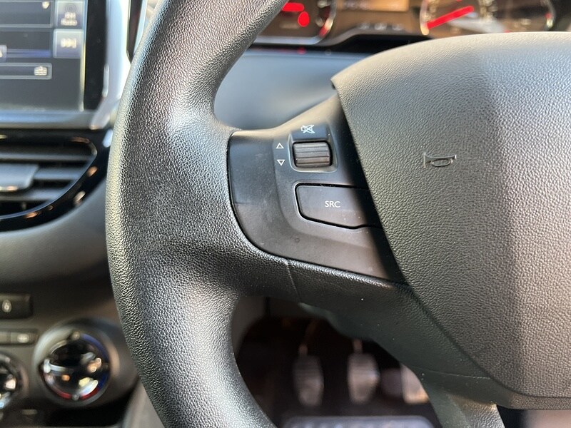 Used Peugeot 208 for sale - 77208485: Photo 18