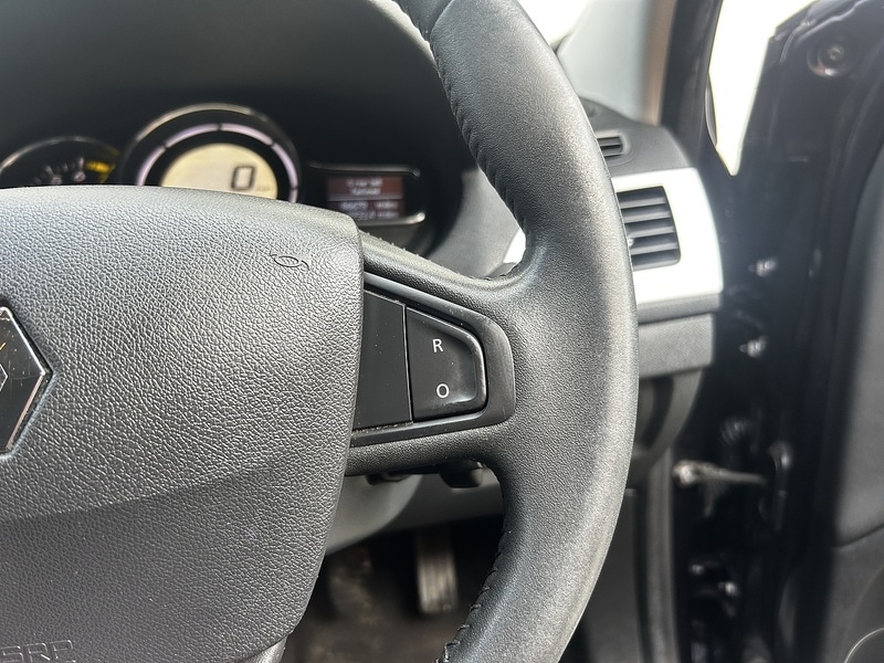 Used Renault Megane 2010 for sale - 77547866: Photo 22