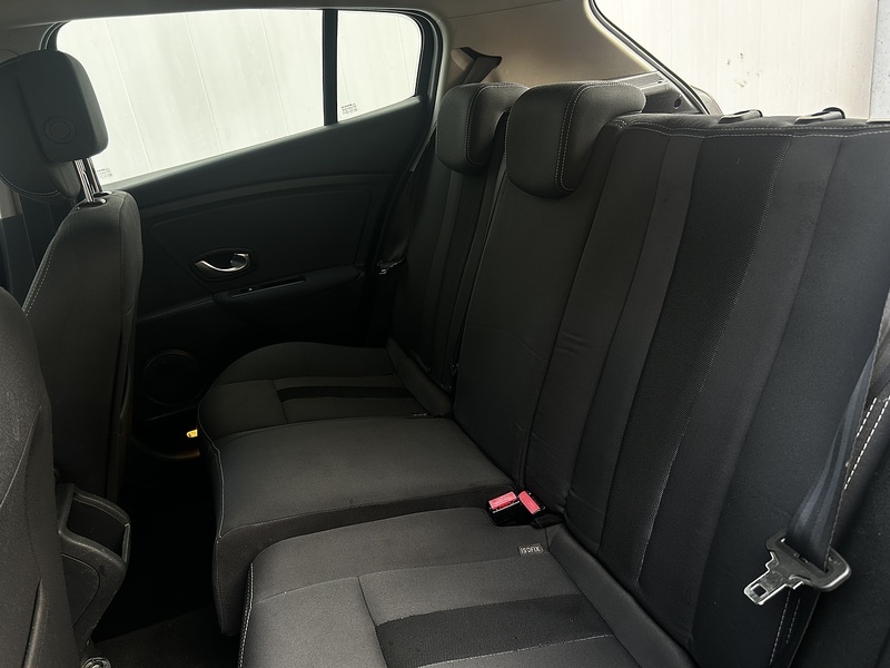 Used Renault Megane 2010 for sale - 77547866: Photo 29