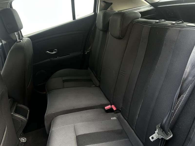 Used Renault Megane 2010 for sale - 77547866: Photo 30