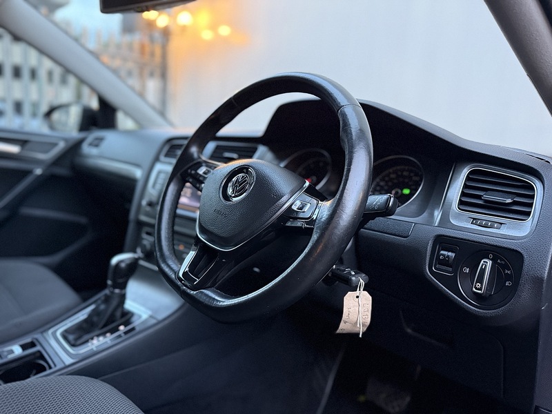 Used Volkswagen Golf 2013 for sale - 76716129: Photo 17