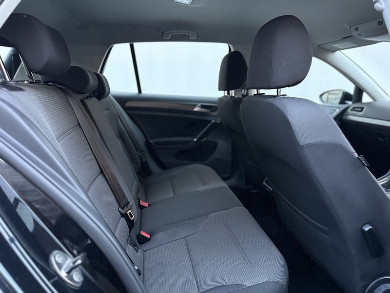 Used Volkswagen Golf 2013 for sale - 76716129: Photo 6