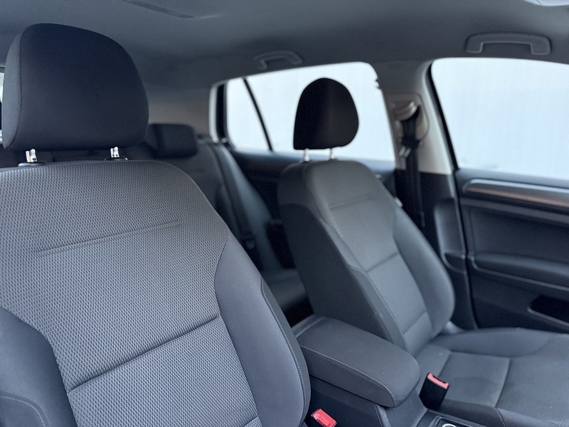 Used Volkswagen Golf 2013 for sale - 76716129: Photo 8