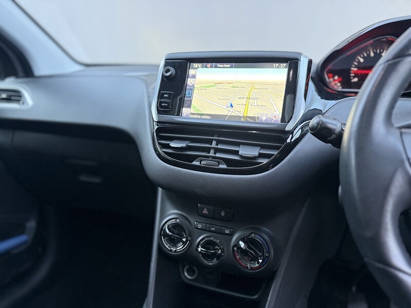 Used Peugeot 208 2015 for sale - 76396582: Photo 14