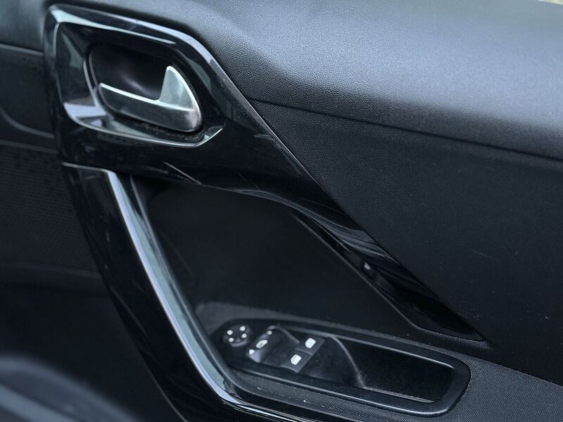 Used Peugeot 208 2015 for sale - 76396582: Photo 17