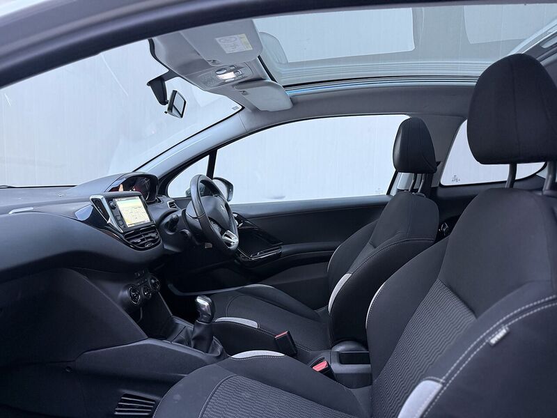 Used Peugeot 208 2015 for sale - 76396582: Photo 22