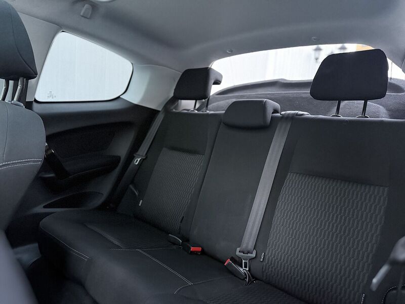 Used Peugeot 208 2015 for sale - 76396582: Photo 23