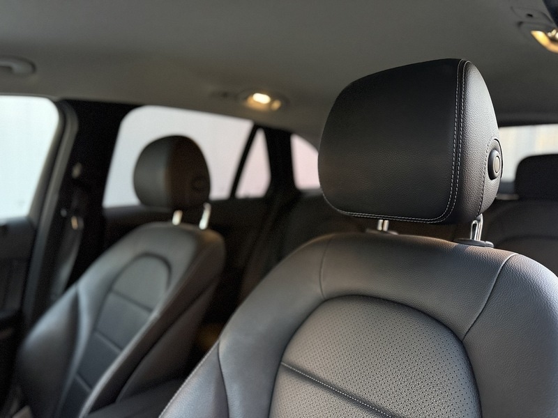 Used Mercedes-Benz GLC 2019 for sale - 76950817: Photo 24