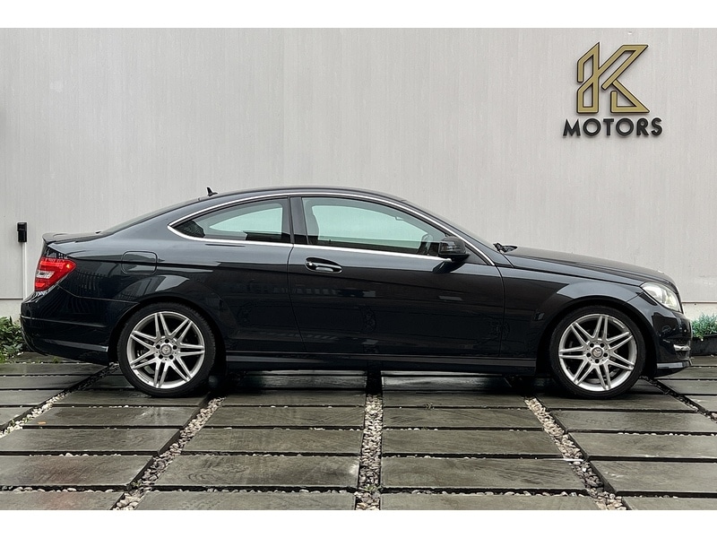 Used Mercedes-Benz C Class 2013 for sale - 77053125: Photo 2