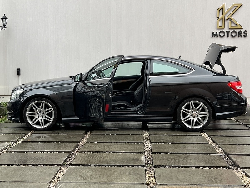 Used Mercedes-Benz C Class 2013 for sale - 77053125: Photo 29