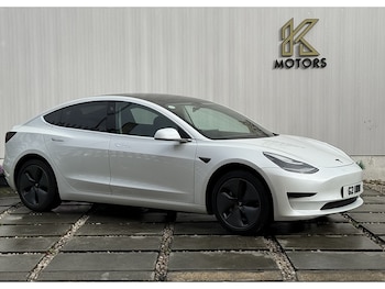 Tesla - Model 3