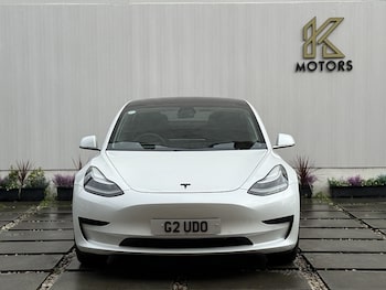 Used Tesla Model 3 2019 for sale - 76224071: Photo 2