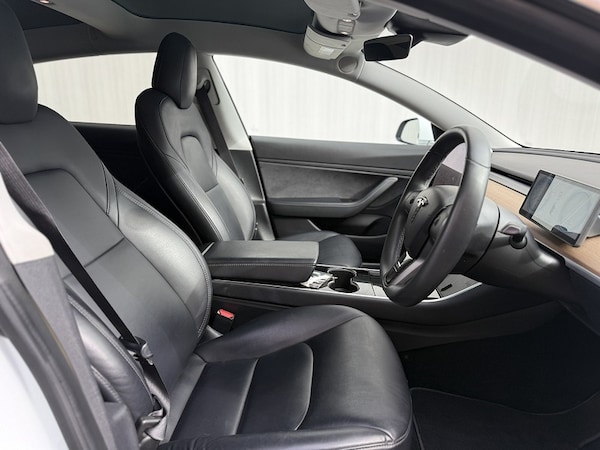 Used Tesla Model 3 2019 for sale - 76224071: Photo 9