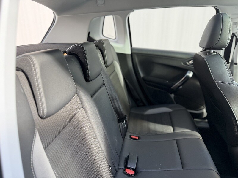 Used Peugeot 2008 2018 for sale - 77836565: Photo 11