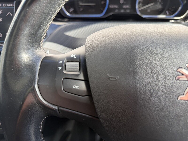 Used Peugeot 2008 2018 for sale - 77836565: Photo 29